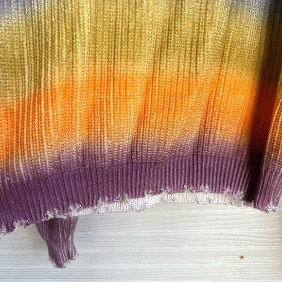 The Indigo Child Distressed Rainbow Sprayed V Neck Sweater Colorful Sz M - Picture 4 of 14